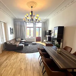  Apartment **traumhafte City-wohnung // 120qm // 4-räume**